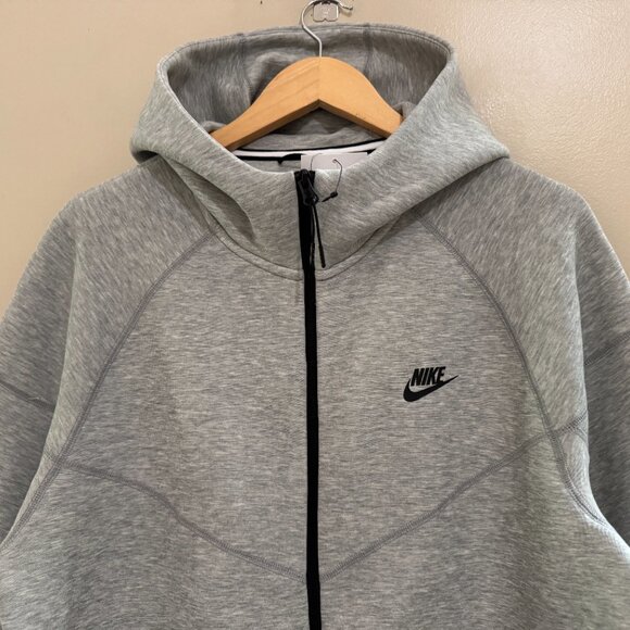 Nike Sportswear Tech Fleece Windrunner Hoodie Gray FB7921-063 Men's NEW - Picture 2 of 14